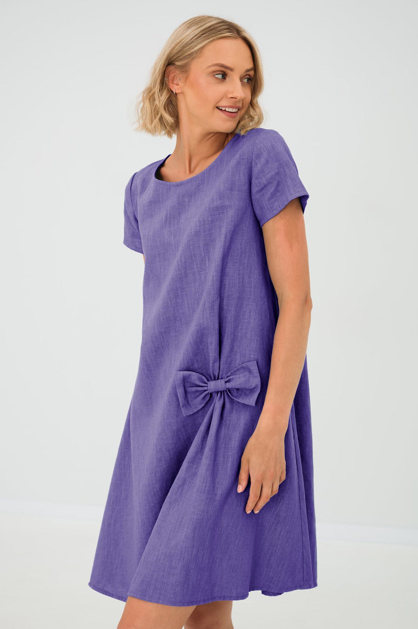 Robe “Douceur Noeud” – Élégance Minimaliste & Tissu Aérien